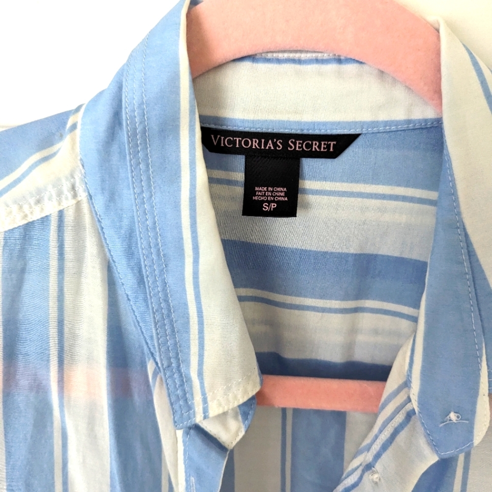Victoria's Secret Button Down Shirt. Size S.